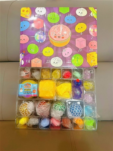 Mystery Baozi Squishy Calendar, 24-Day Gift Format - view 2